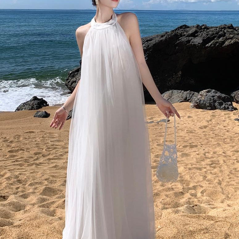 French-style Halter Light Wedding Gown