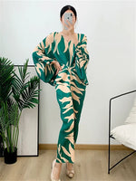 Pleated Loose V-neck Batwing Sleeve Maxi Dresses - runwayfashionista.com