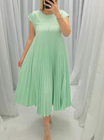 Short Sleeve Pleated Midi Dress -light green