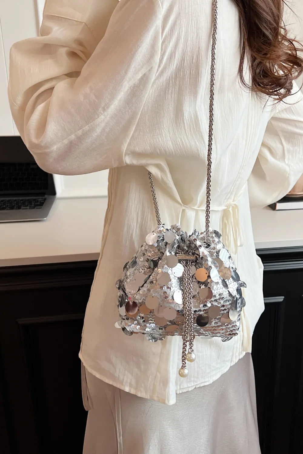 Drawstring Sequin Crossbody Bag - rnwayfashionista.com
