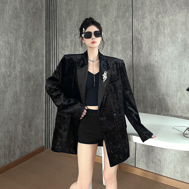Black Velvet Jacket: Bold Streetwear Look