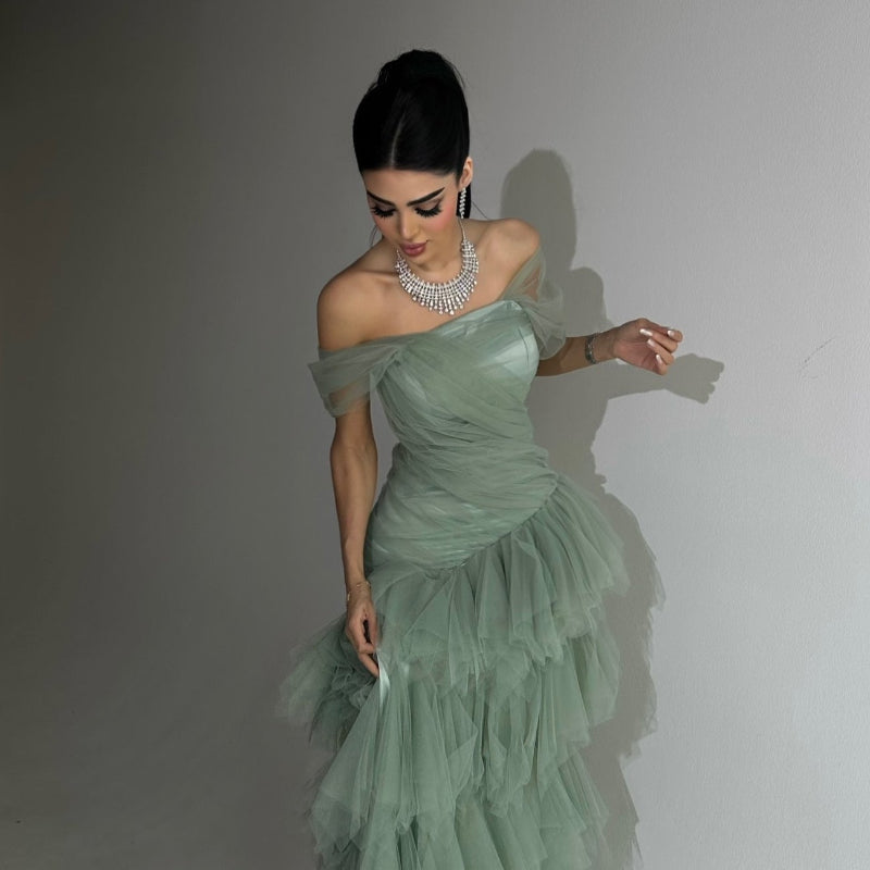 Elegant Light Green Strapless Mermaid Maxi Dress With Layered Tulle Skirt