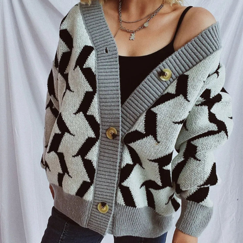 Contrast Trim Geometric V-Neck Long Sleeve Cardigan - runwayfashionista.com