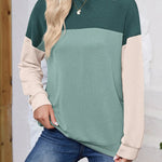 Round Neck Long Sleeve Sweatshirt - Runwayfashionista.com