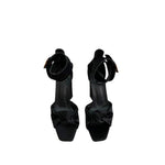 Buckle strap exposed toe sandals - runwayfashionista.com