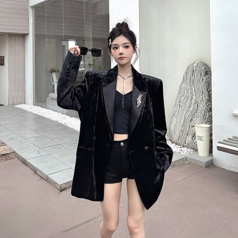 Black Velvet Jacket: Bold Streetwear Look