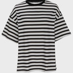 Casual Striped Quarter Sleeve T - Shirt - runwayfashionista.com