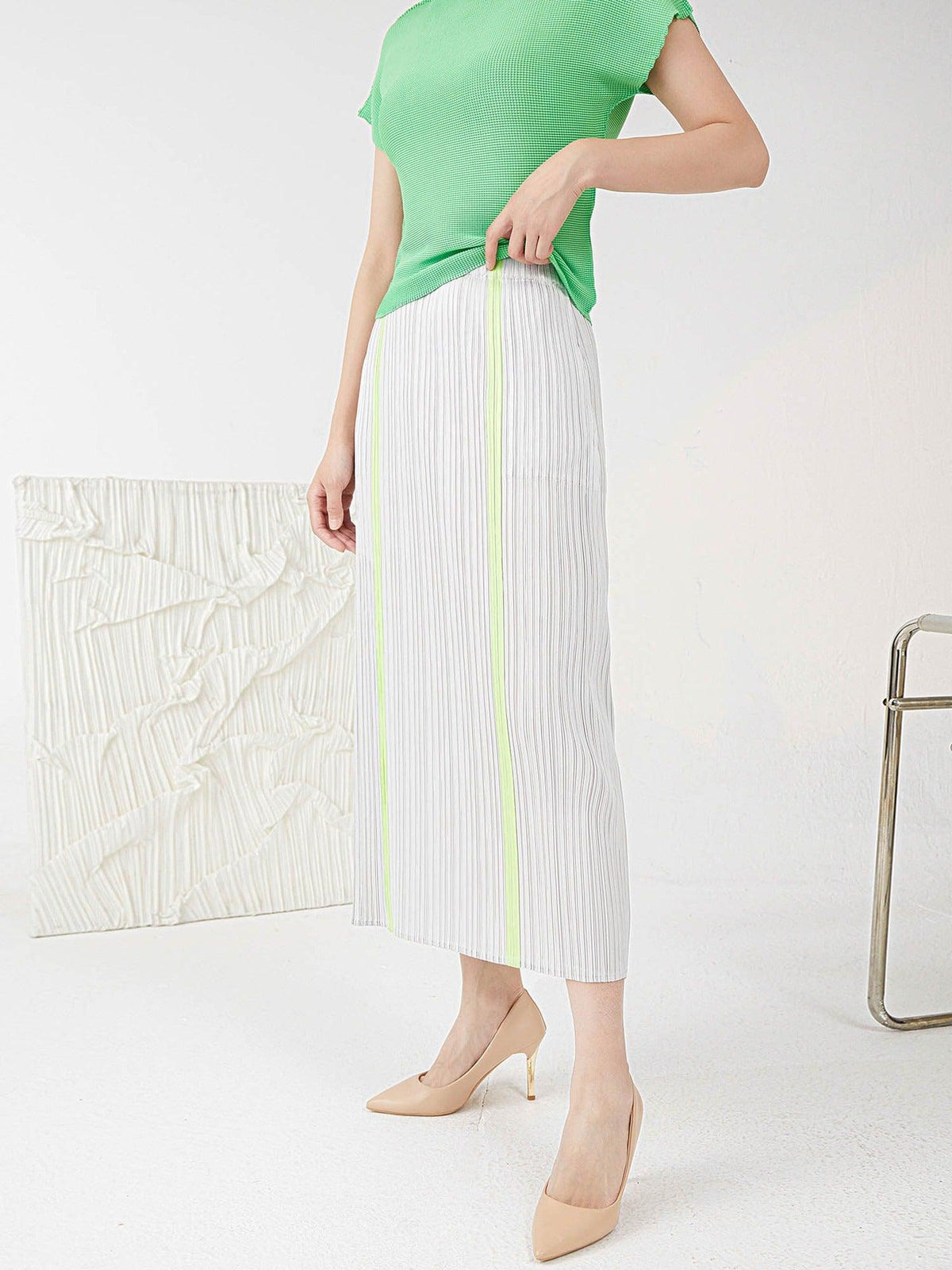 Long Straight Elegant Skirt - runwayfashionista.com