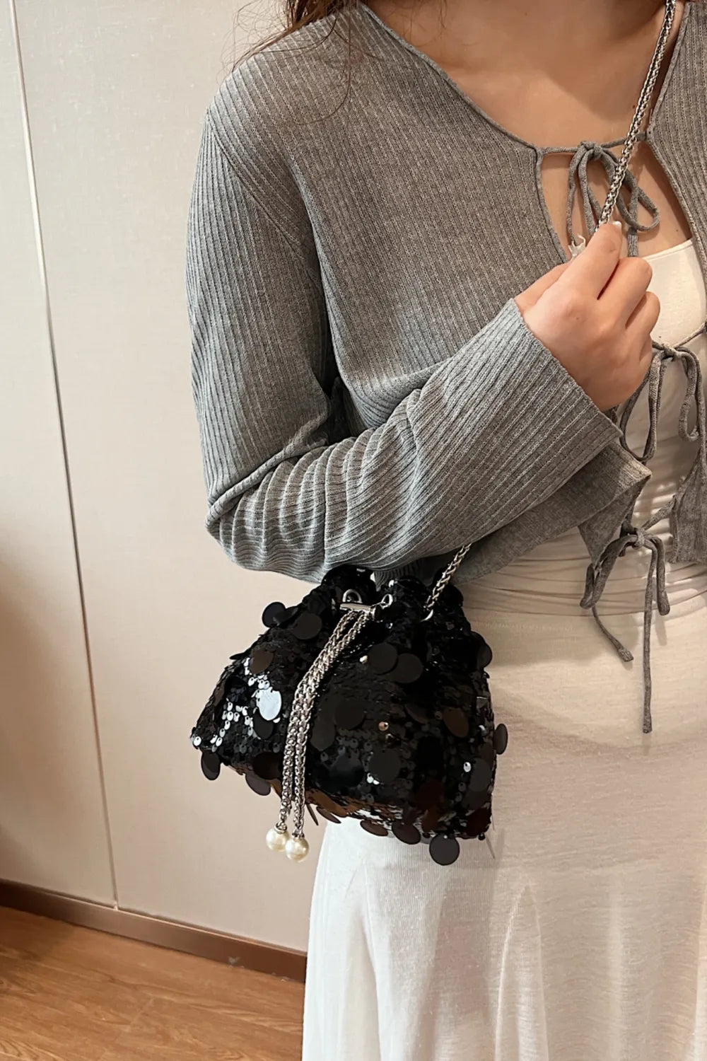 Drawstring Sequin Crossbody Bag - rnwayfashionista.com