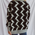 Contrast Trim Geometric V-Neck Long Sleeve Cardigan - runwayfashionista.com