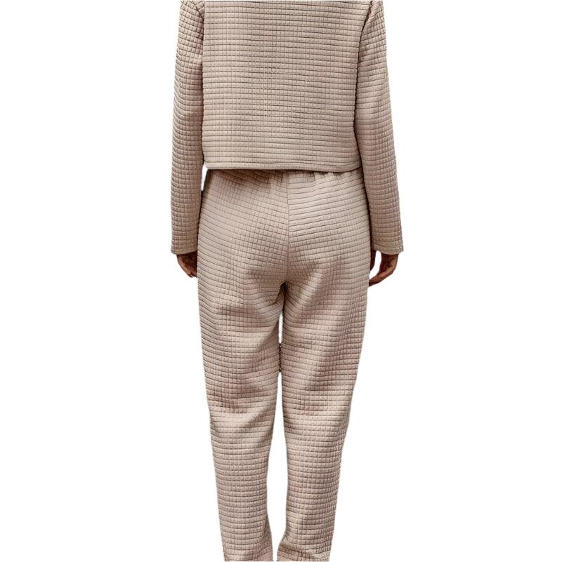 Plaid texture snap down top and pants set - runwayfashionista.com