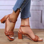 Sandals for Party Prom - runwayfashionista.com