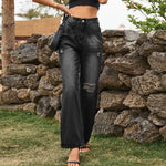 Distressed Jeans with Pockets - runwayfashionista.com