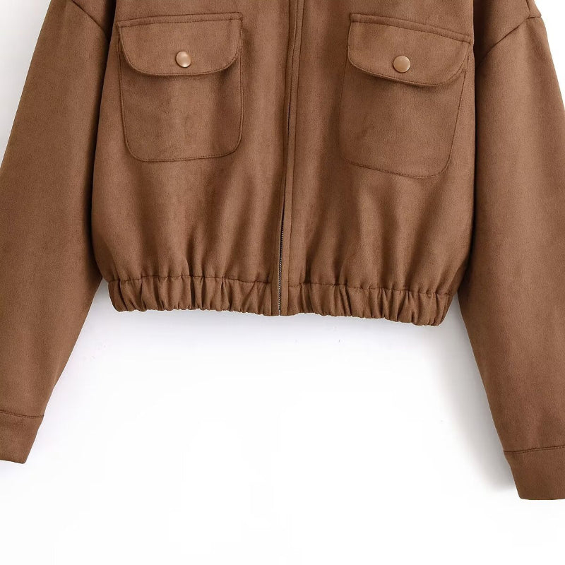 Effortless Autumn Chic: The Oversized Suede Statement