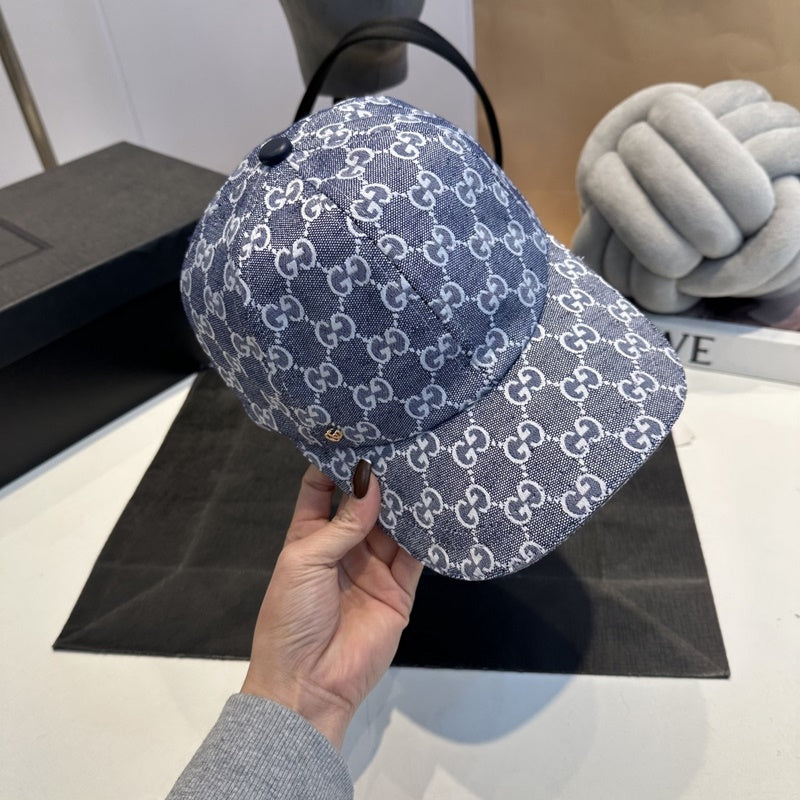 Jacquard letter baseball cap