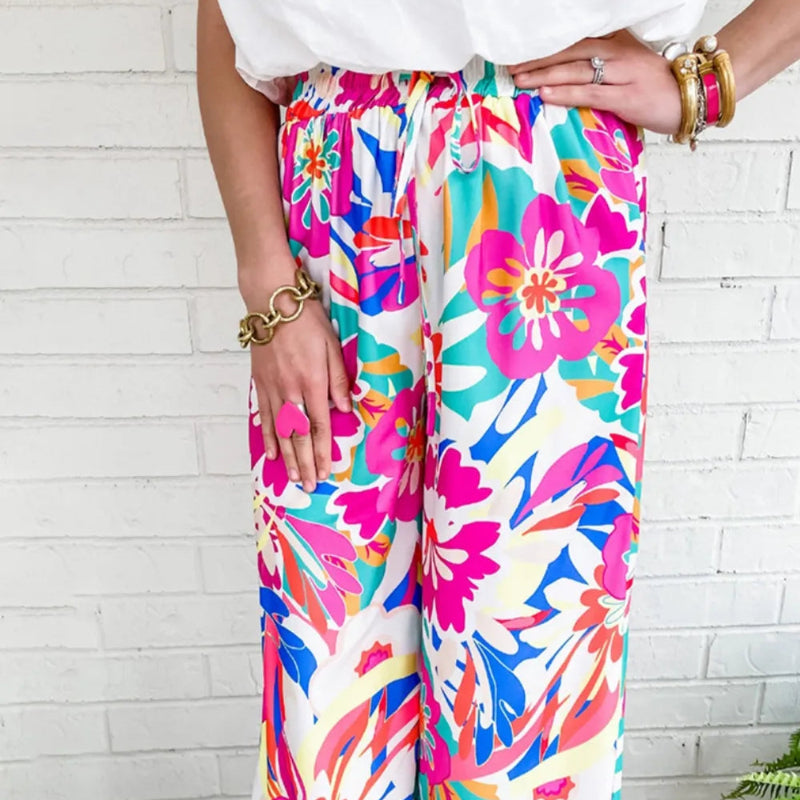Printed Wide Leg Pants - runwayfashionista.com