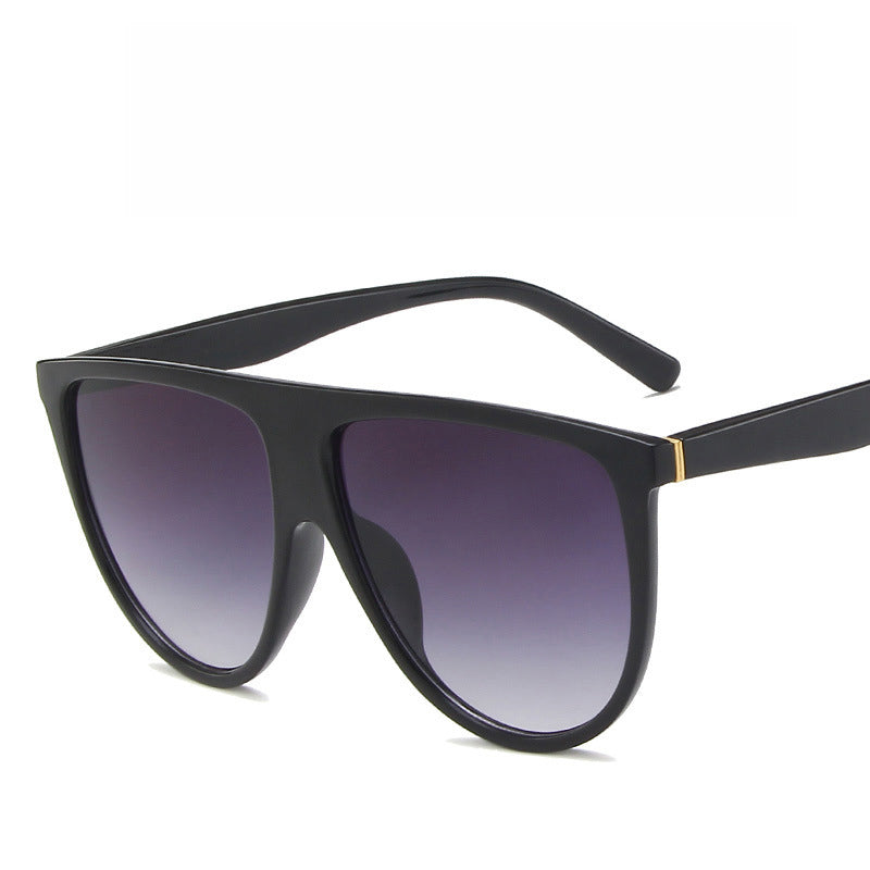 Large frame ins sunglasses