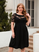 Geometric Chic: Your New Favorite Plus Size Midi Dress!