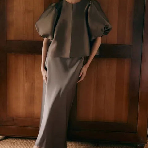 Elevate Your Daily Wardrobe: The Puff Sleeve Perfection