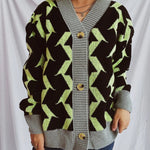 Contrast Trim Geometric V-Neck Long Sleeve Cardigan - runwayfashionista.com