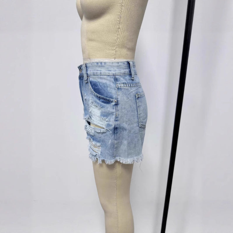 Broken hole slim fit tassel denim shorts