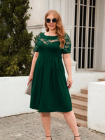 Geometric Chic: Your New Favorite Plus Size Midi Dress!