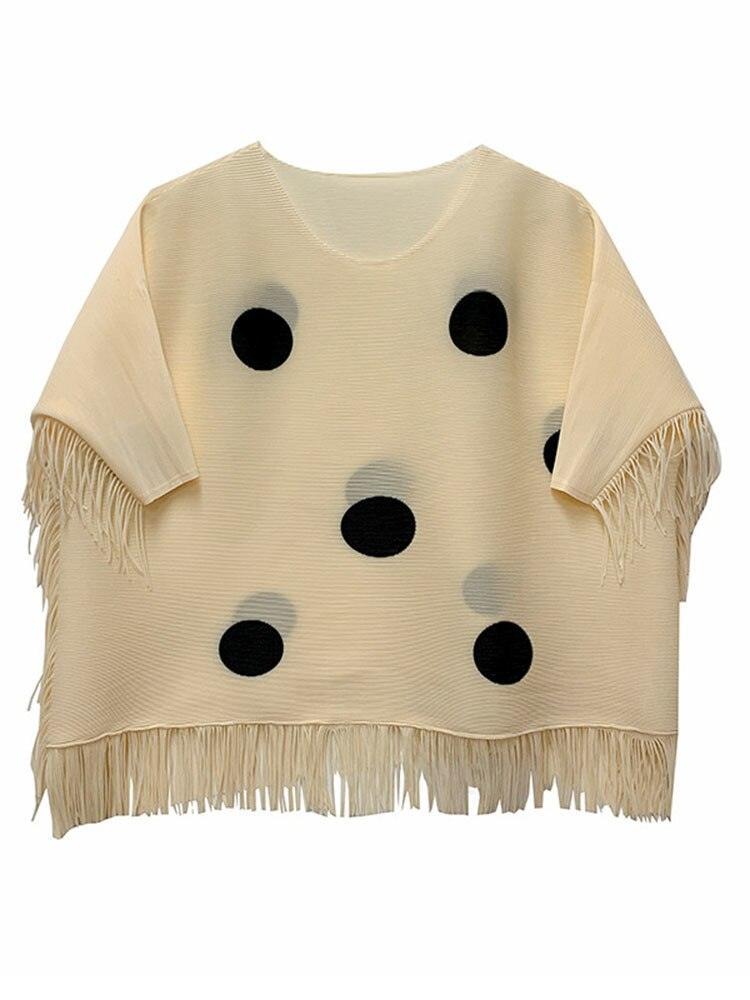 Tassel Pleated T-shirt Round Neck Short Sleeves - runwayfashionista.com