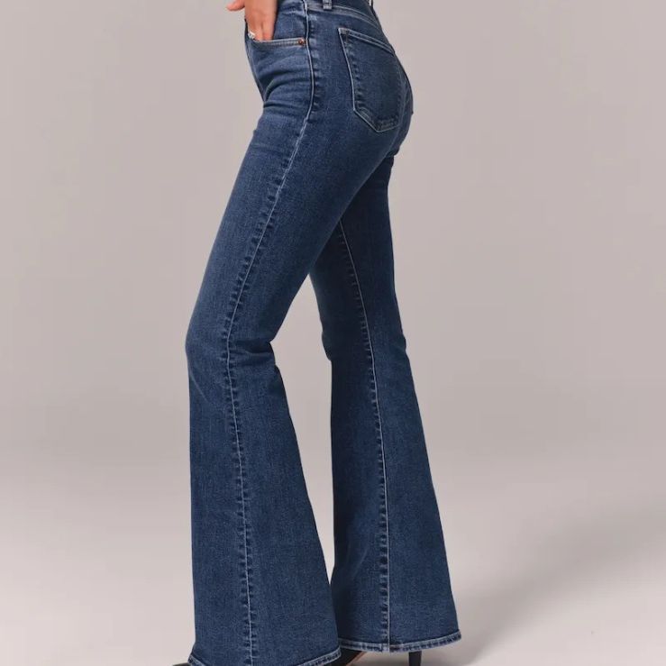 Flare Vintage Denim Ladies Jeans - runwayfashionista.com