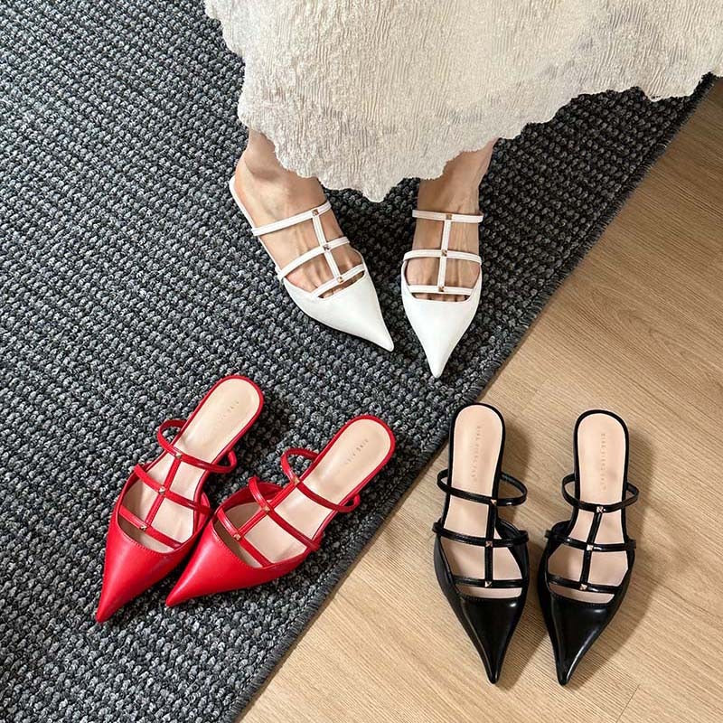 Shallow Cut Back Empty Cat Heels - runwayfashionista.com