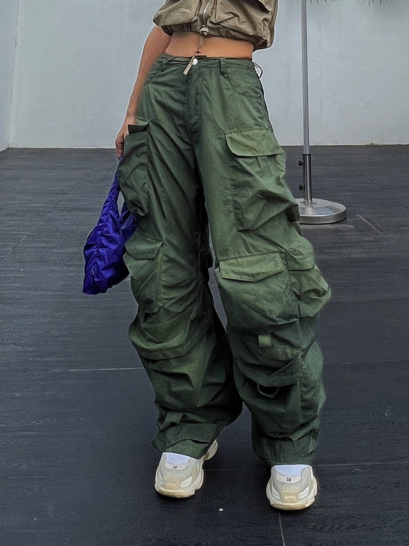 High Waist Patchwork Pockets Cargo Pant - runwayfashionista.com