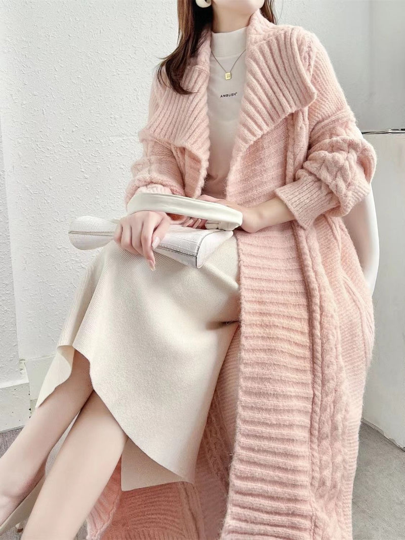 Lapel Thickened Large Sweater Coat - runwayfashionista.com