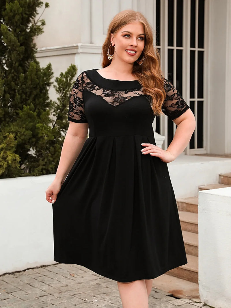Geometric Chic: Your New Favorite Plus Size Midi Dress!