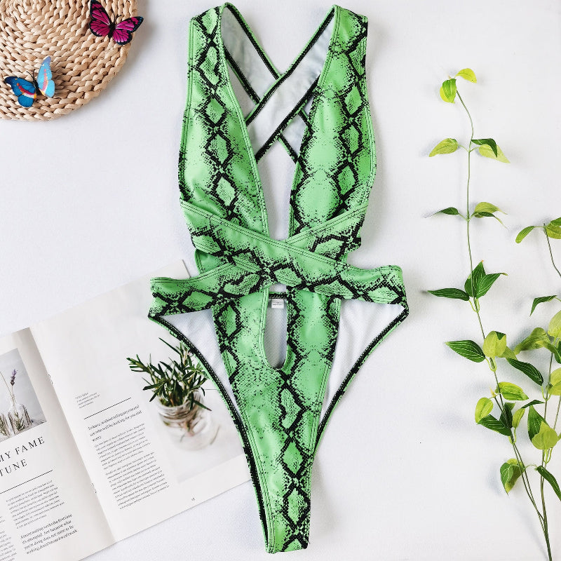 Chic One Piece Bandage Swimsuit - green