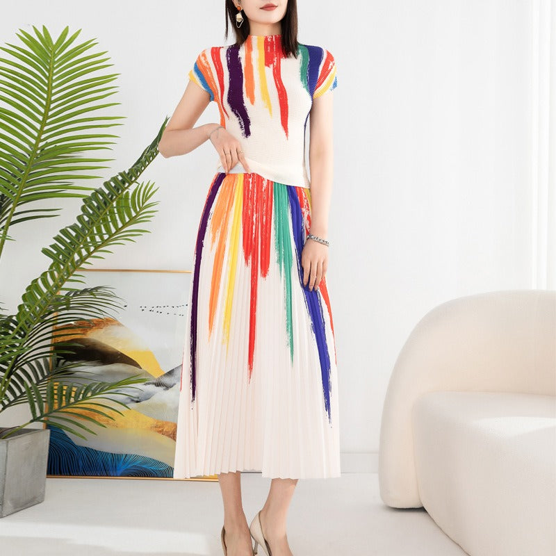 Contrast Color Pleated 2 Pieces Set - runwayfashionista.com