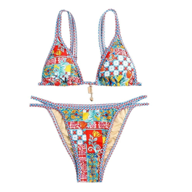 Effortless Glamour: Introducing the Sleek European Style Bikini