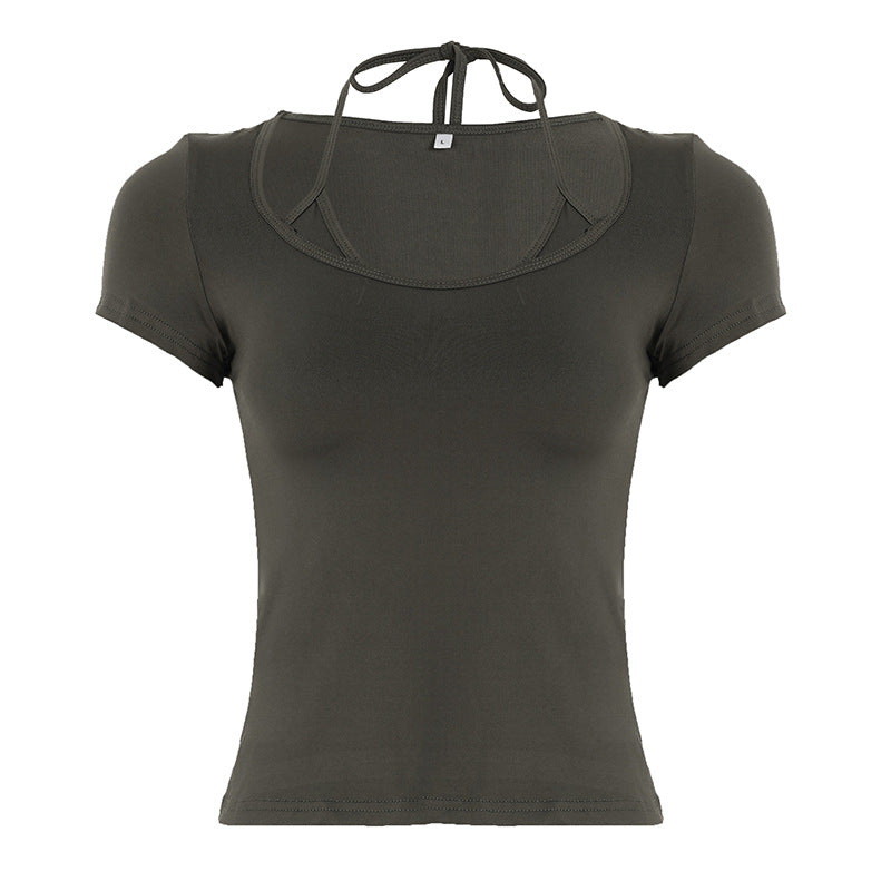Make a bold statement in this sleek, short-sleeved square neck crop top. Perfect for a confident and stylish look, available in black and military green.