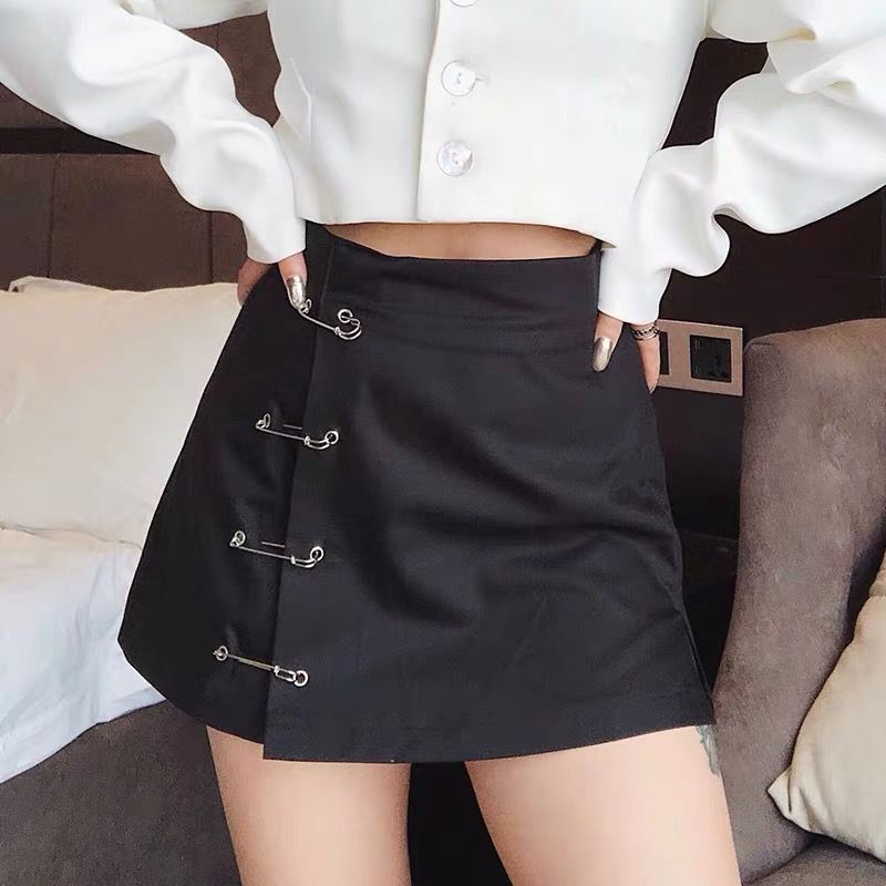 Streetwear Mini Skirt - runwayfashionista.com