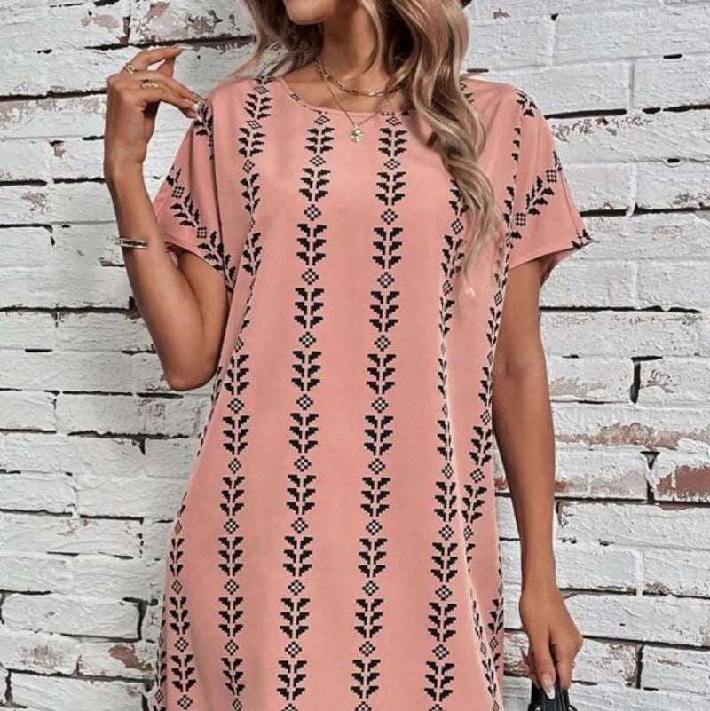 Round Neck Loose Dress - runwayfashionista.com