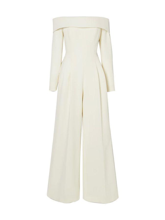 New Goddess Fan One Line Neck Jumpsuit - runwayfashionista.com