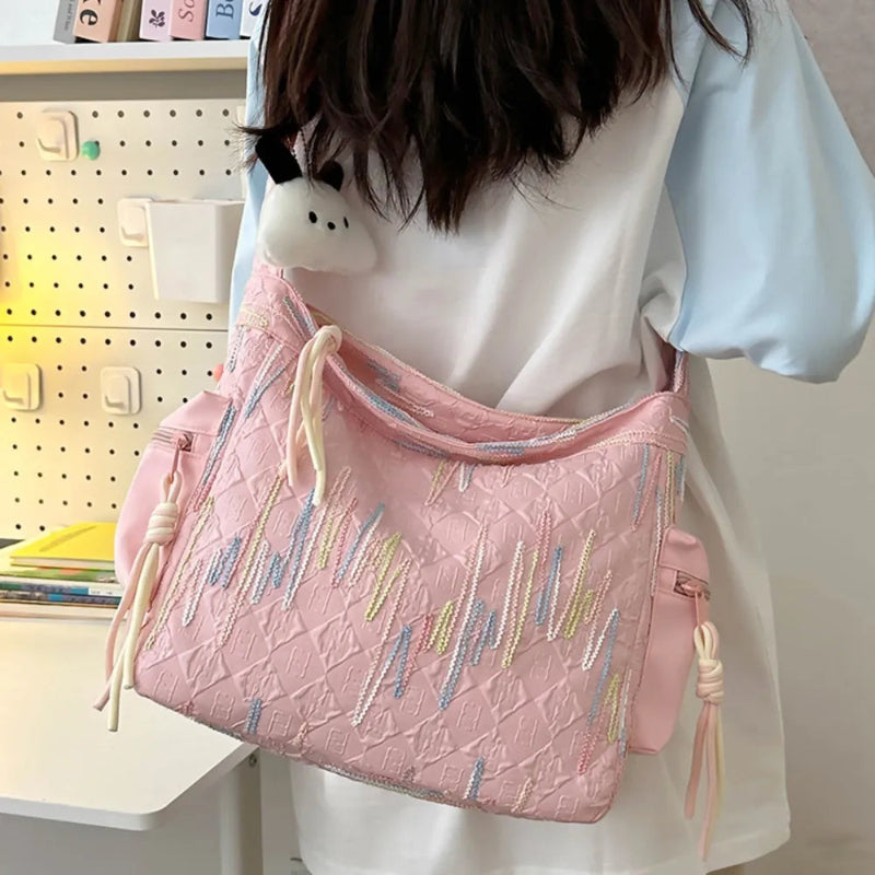 Contrast Texture Shoulder Bag - Runwayfashionista.com