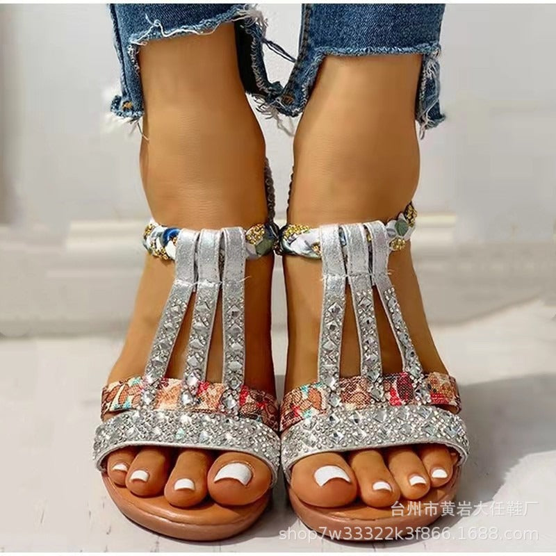 Bohemian style casual beach sandals - runwayfashionista.com