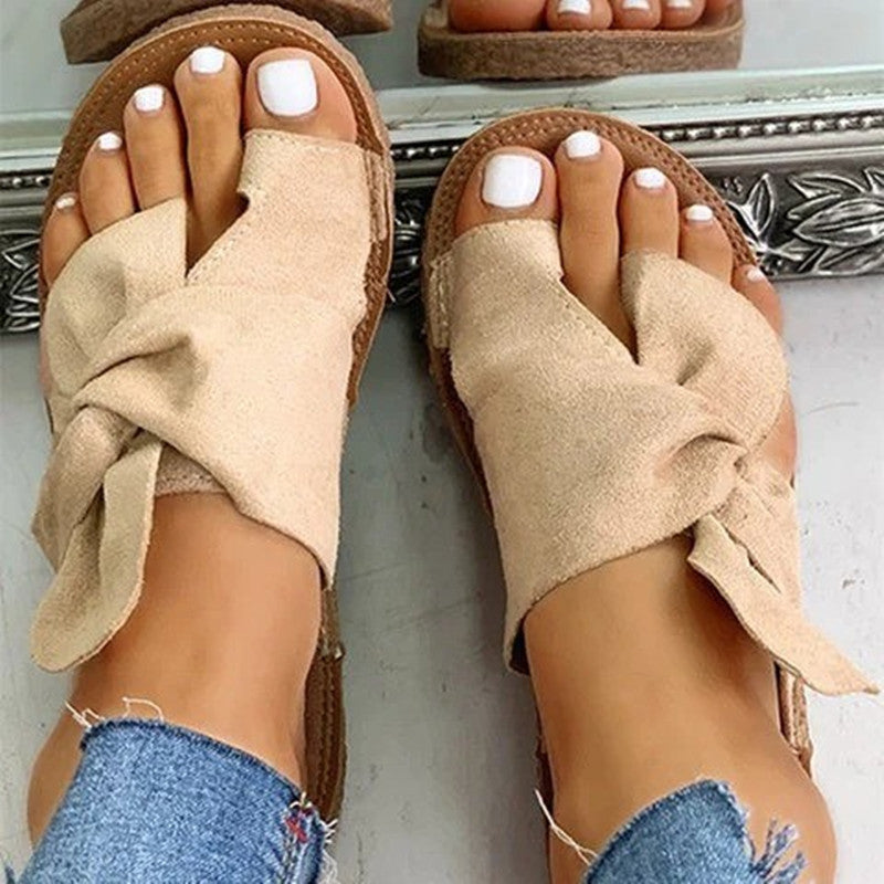 New Set-Toe Flip-Flops Suede Bow - runwayfashionista.com