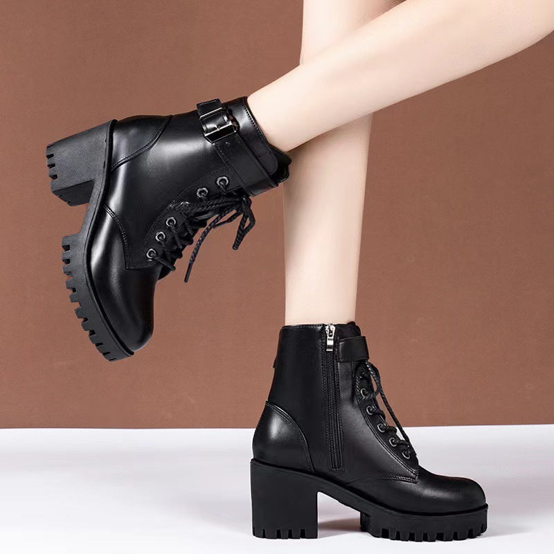 Lace Up Round Toe Boots