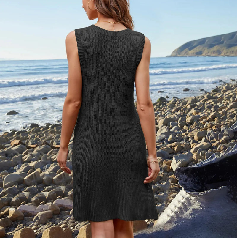 Pocketed Slit V-Neck Sleeveless Dress -runwayfashionista.com