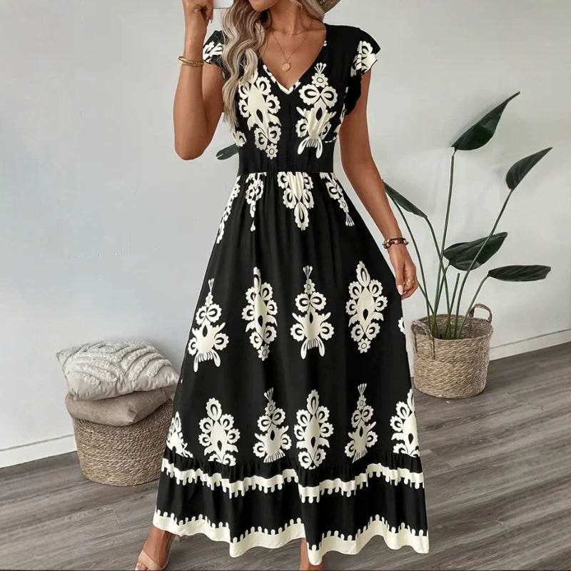 High-waisted, Figure-flattering, Elegant Maxi Dress - black