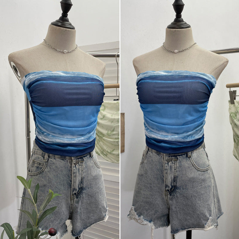 Effortlessly Edgy: The Perfect Sleeveless Top!