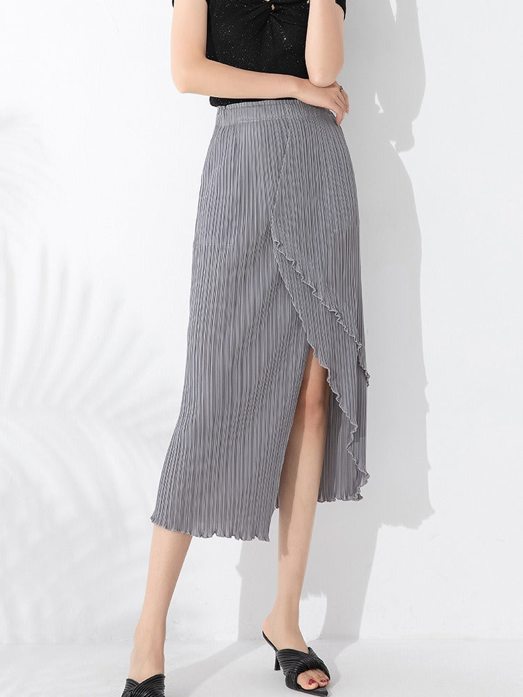Spliced Pleated Skirt - runwayfashionista.com