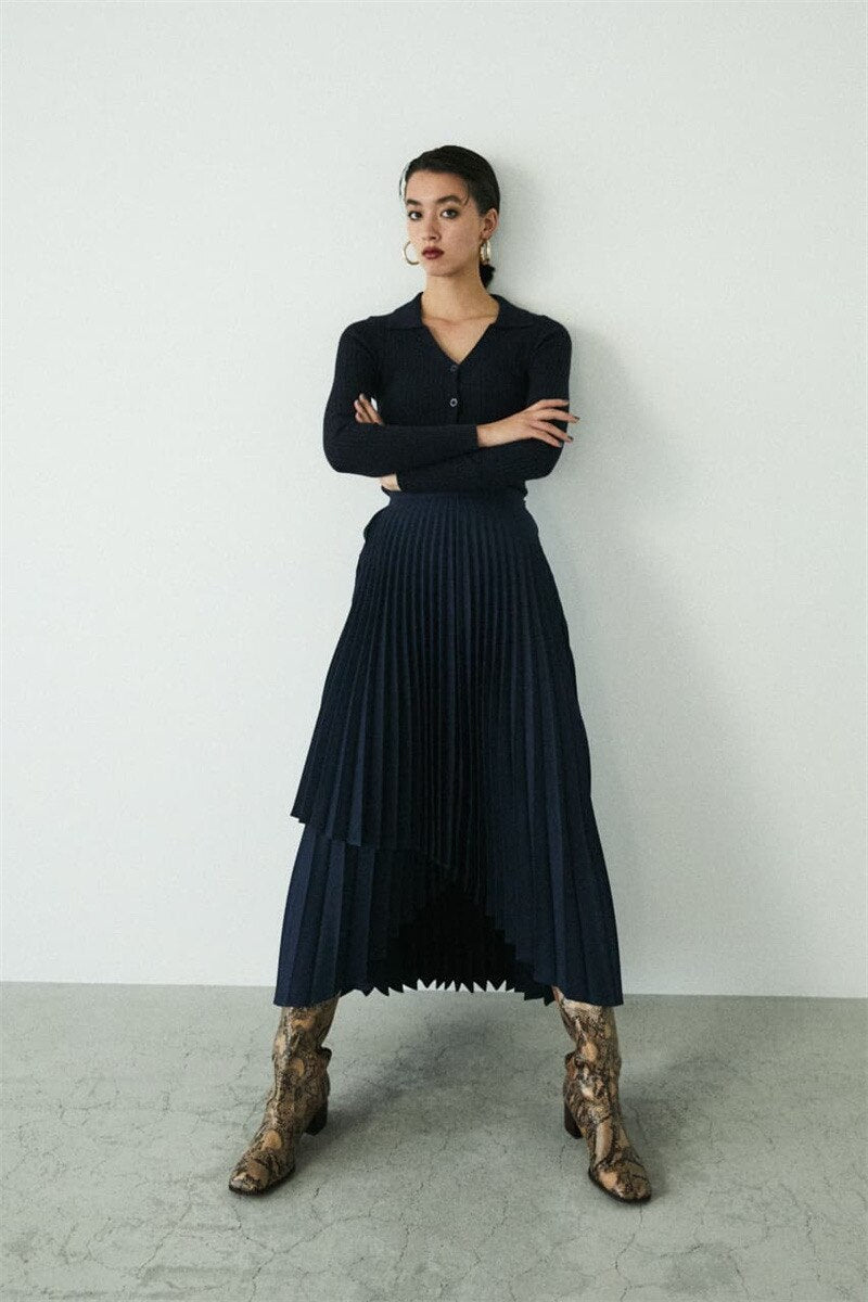 Stylish Irregular Pleated Long Skirt - runwayfashionista.com