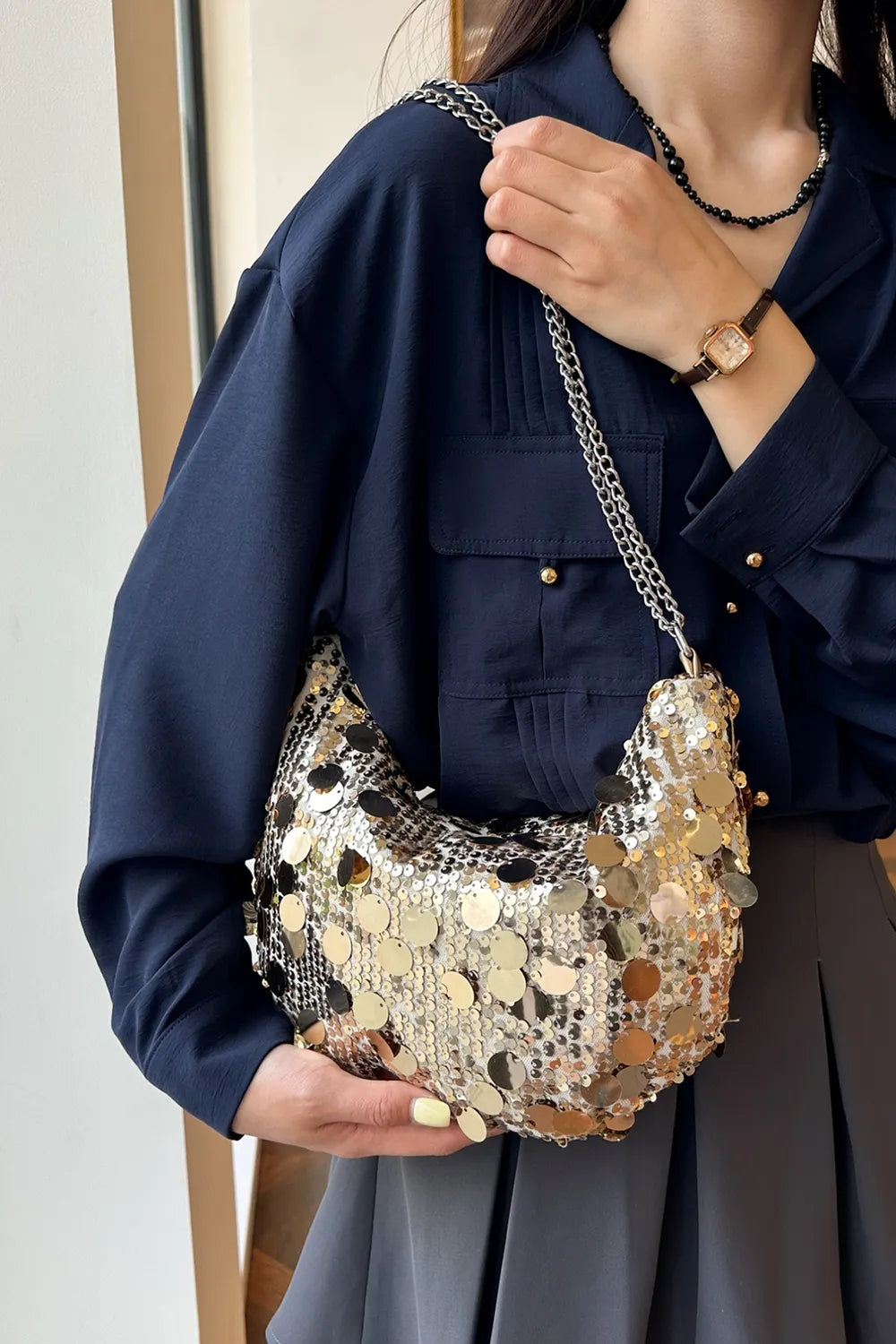 Sequin Chain Crossbody Bag - Adjustable & Stylish - rnwayfashionistacom