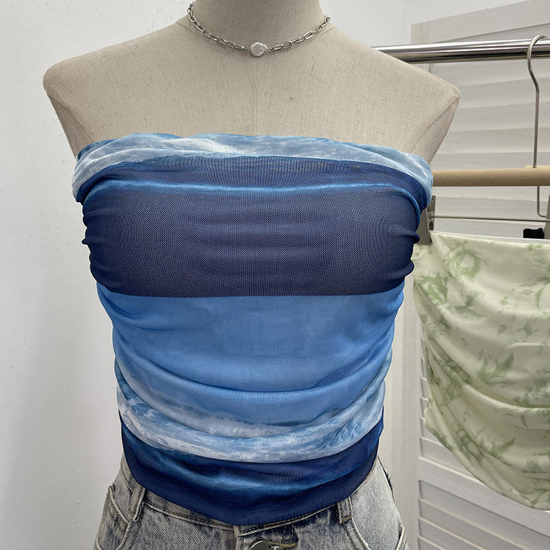 Effortlessly Edgy: The Perfect Sleeveless Top!